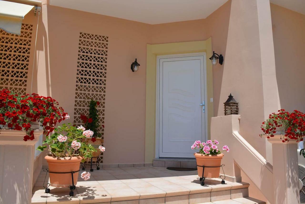 Villa Aretaki Kalamaki Extérieur photo